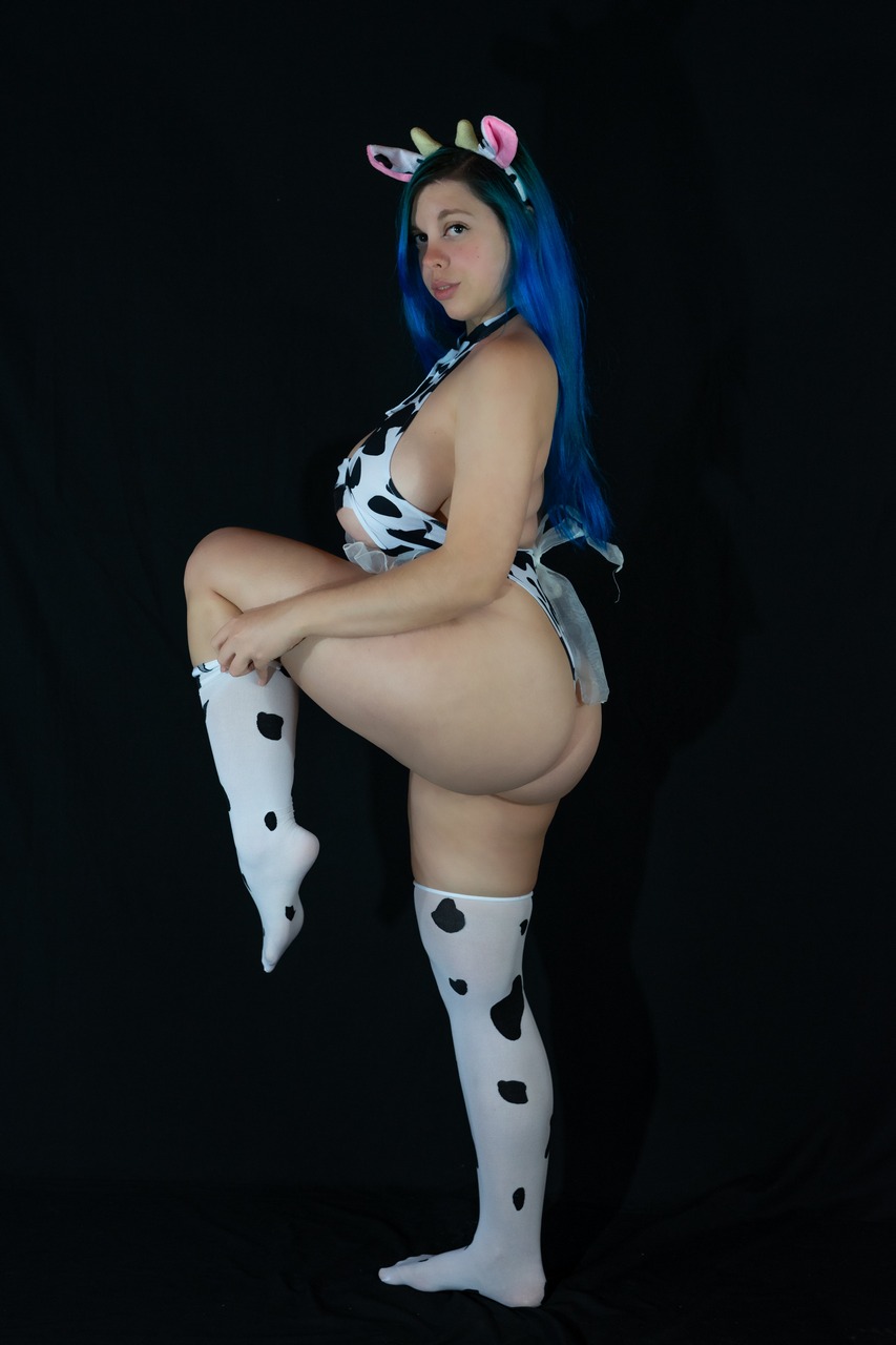 Sexy Cow Maid By Meimoecospla
