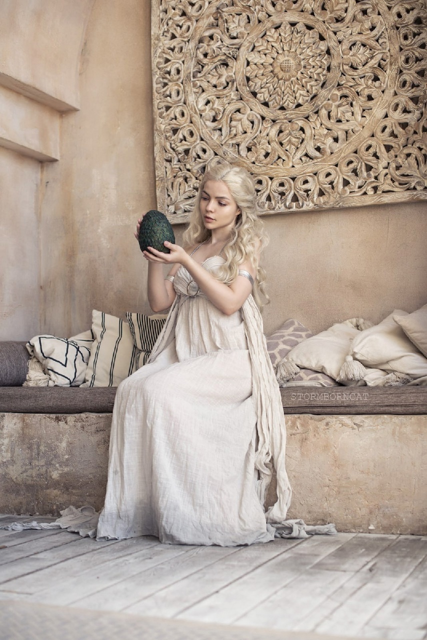 Daenerys Targaryen From Game Of Thrones By Stormborncat Sel
