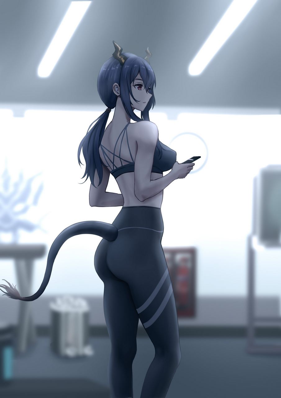 Dragon Girl Ready To Get Her Workout In For The Day Yukaimin