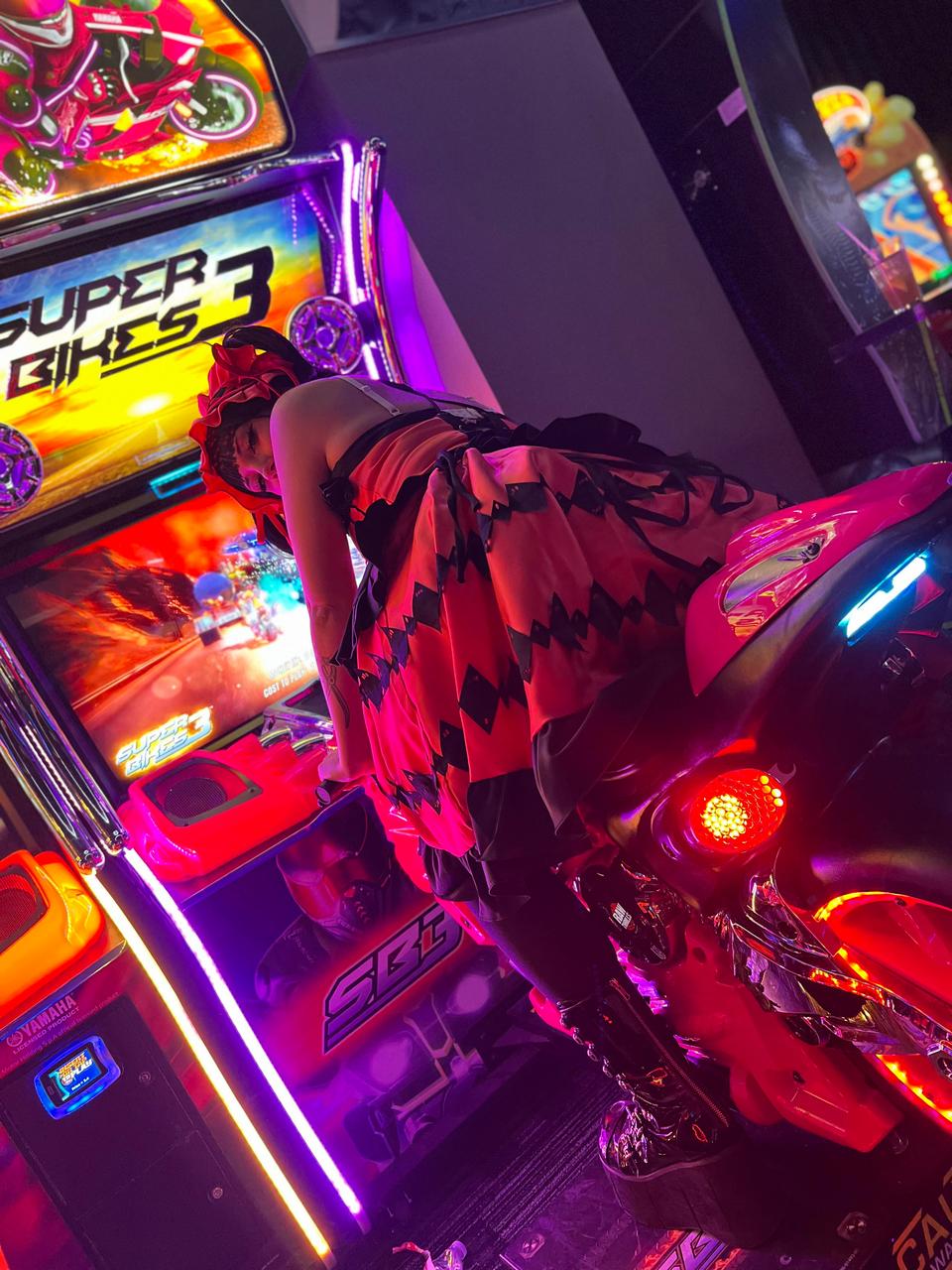 Kurumi In The Arcade Andlt 