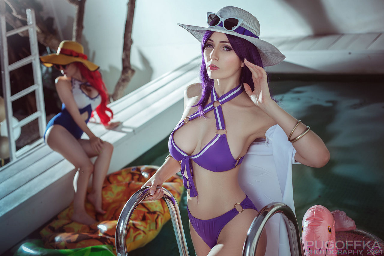 Pool Party Caitlyn Cosplay By Bellatrixaide