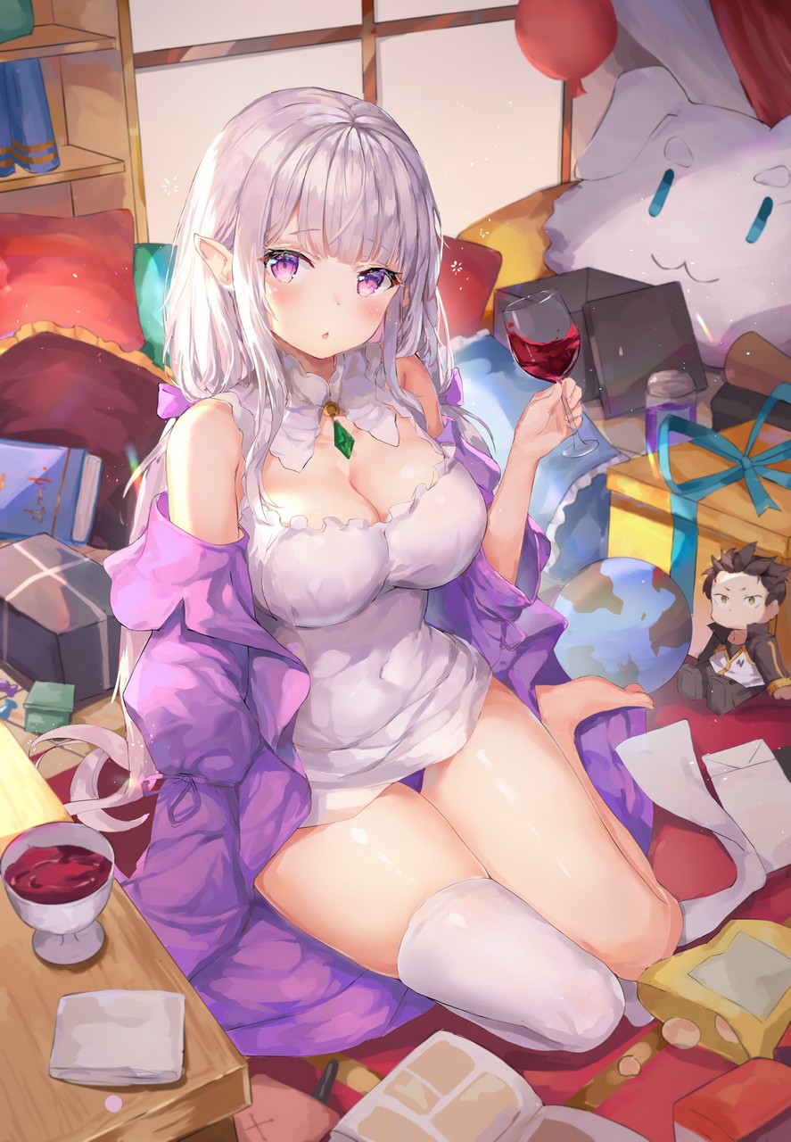 Emilia In Her Messy Room By Loran Thighdeolog
