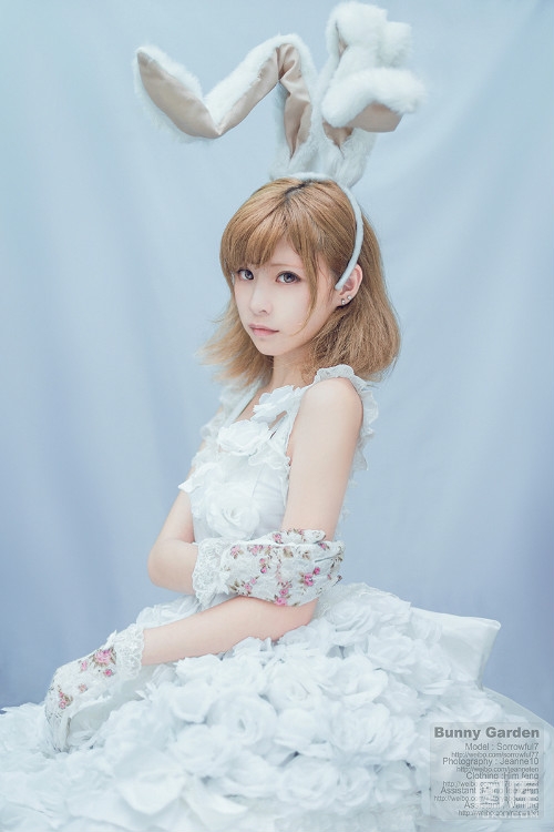 Magic Land Xian Zong Cute Bunny Girl Cosplay Photo Show
