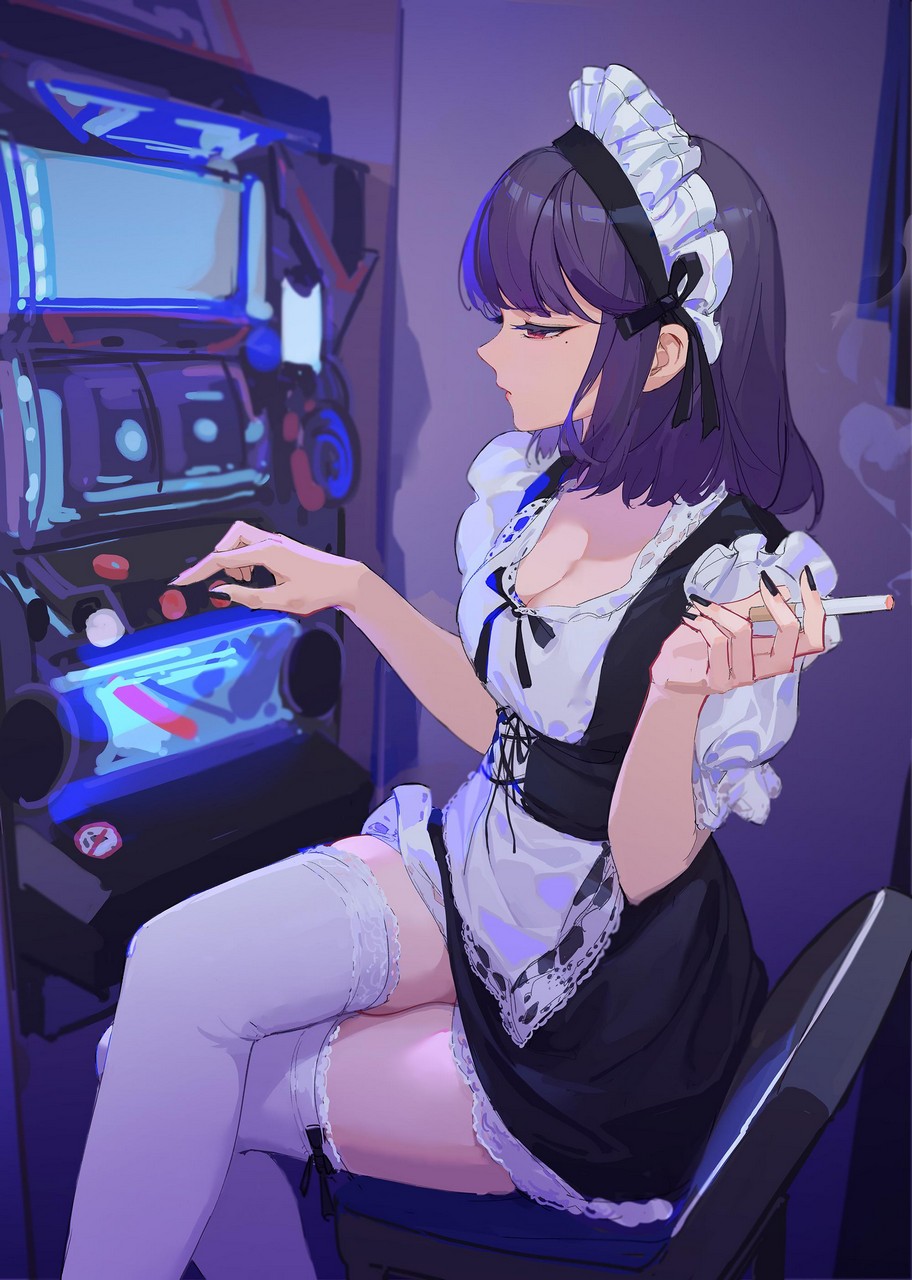 Maid At Arcade Thighdeolog