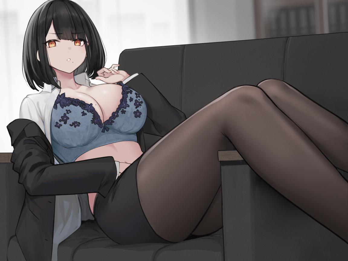 Office Lady On A Break Thighdeolog