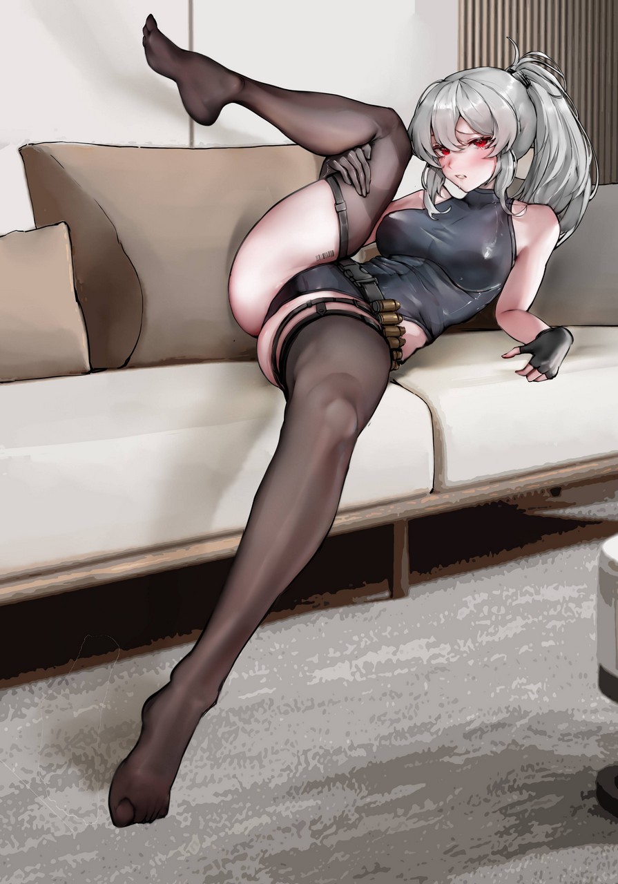 Silver Haired Beauty Original Thighdeolog